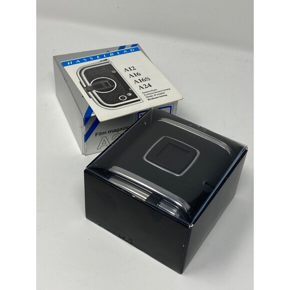 Hasselblad 30104 A24 6x6 Roll 120/220 Film Back Magazine Chrome, boxed, Works! - Picture 2 of 7